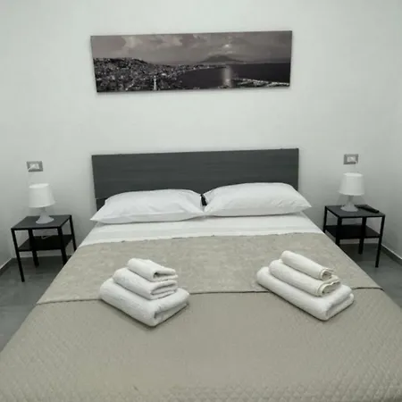 Cuore Delle Zite 3* Nápoles